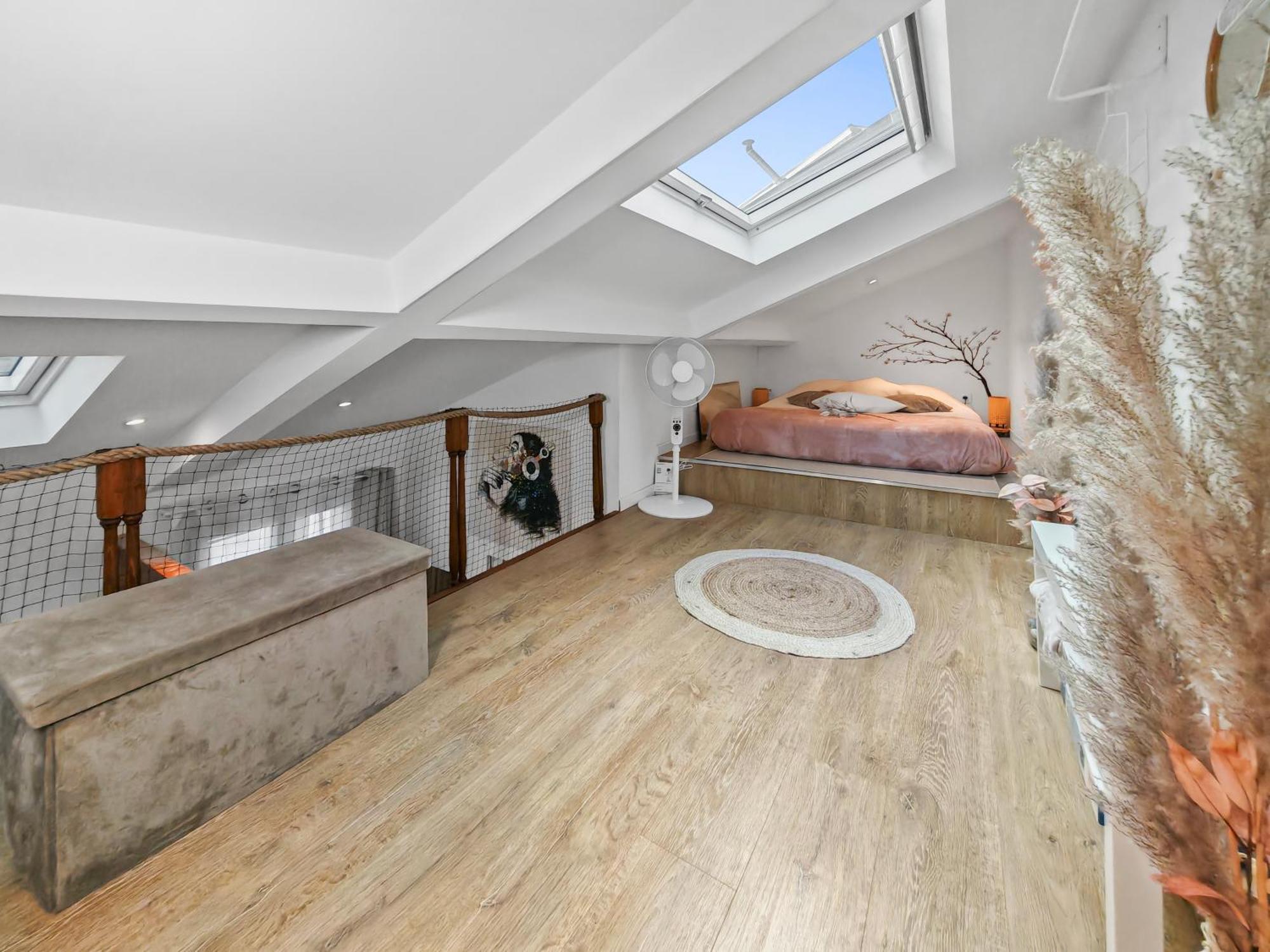 Loft Duplex A 2 Min De Paris - Parking Gratuit Apartment Le Pre-Saint-Gervais Exterior photo